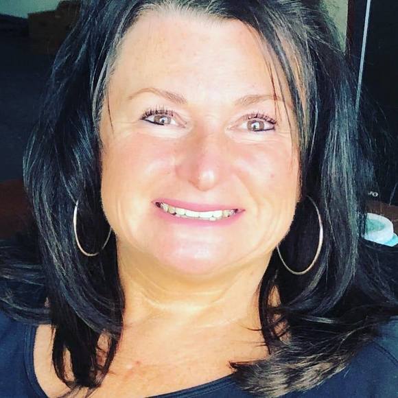 Meet your Posher, Audrey - Picture 1 of 1